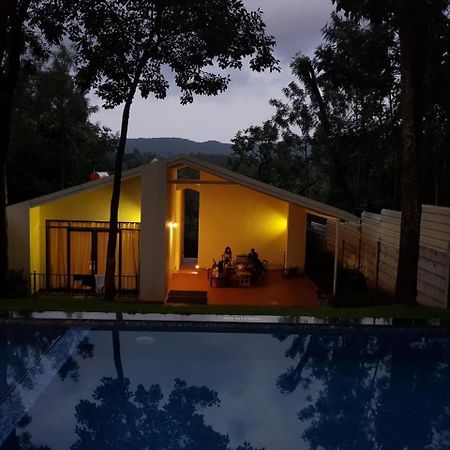 Aakriti Homestay Chikmagalur Ngoại thất bức ảnh